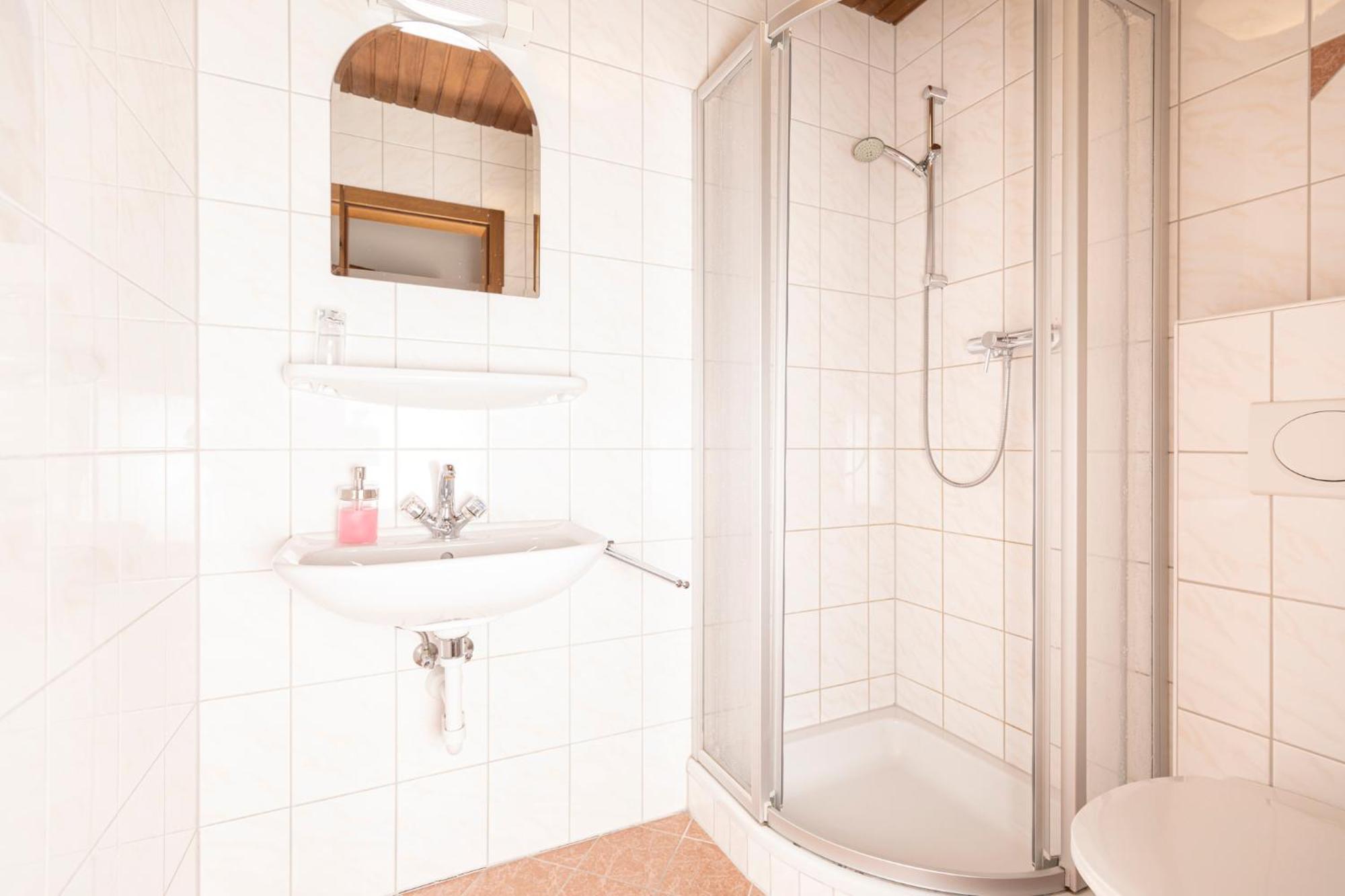 Gasthof Pension Knapp Strass im Zillertal Rom bilde